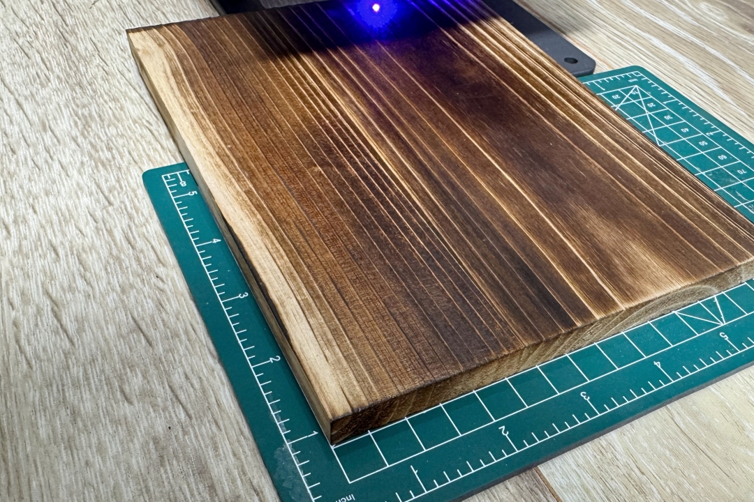 お手頃価格のレーザー彫刻機でオリジナルのビカクシダ着生板を作る：DAJA DJ6